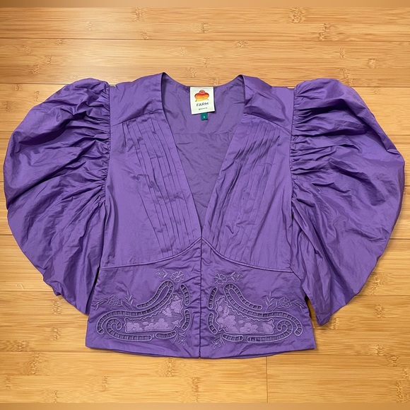 NWOT Farm Rio Purple Cropped Blouse, size S - Picture 2 of 3